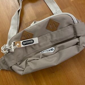 Tan/Cream Hip Pack by Outdoor